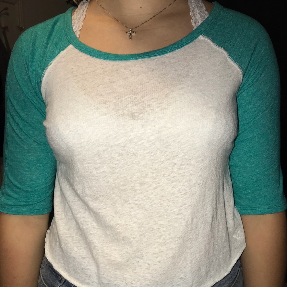 American Eagle crop top